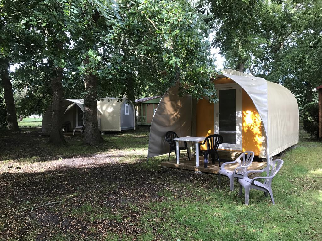 Camping La Chesnays Hotel Vendays-Montalivet Ngoại thất bức ảnh